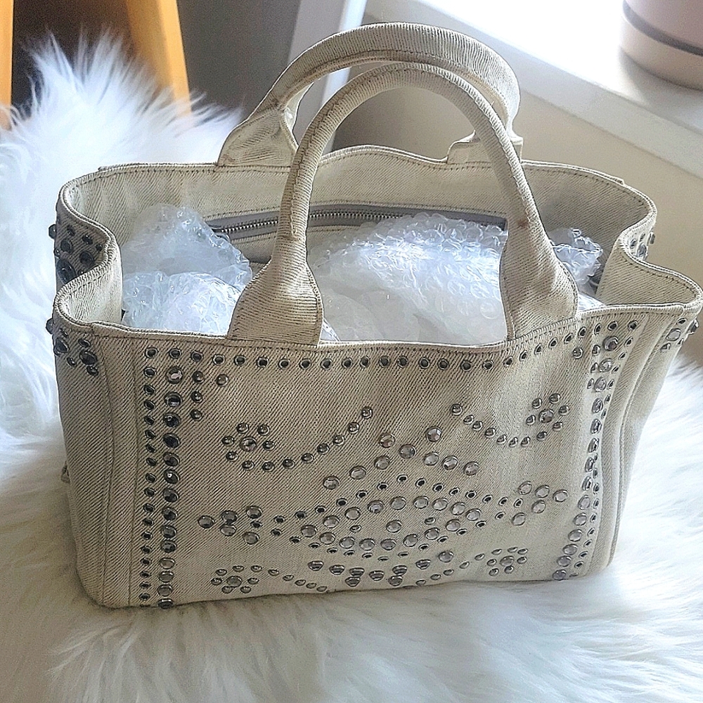 PRADA CANAPA